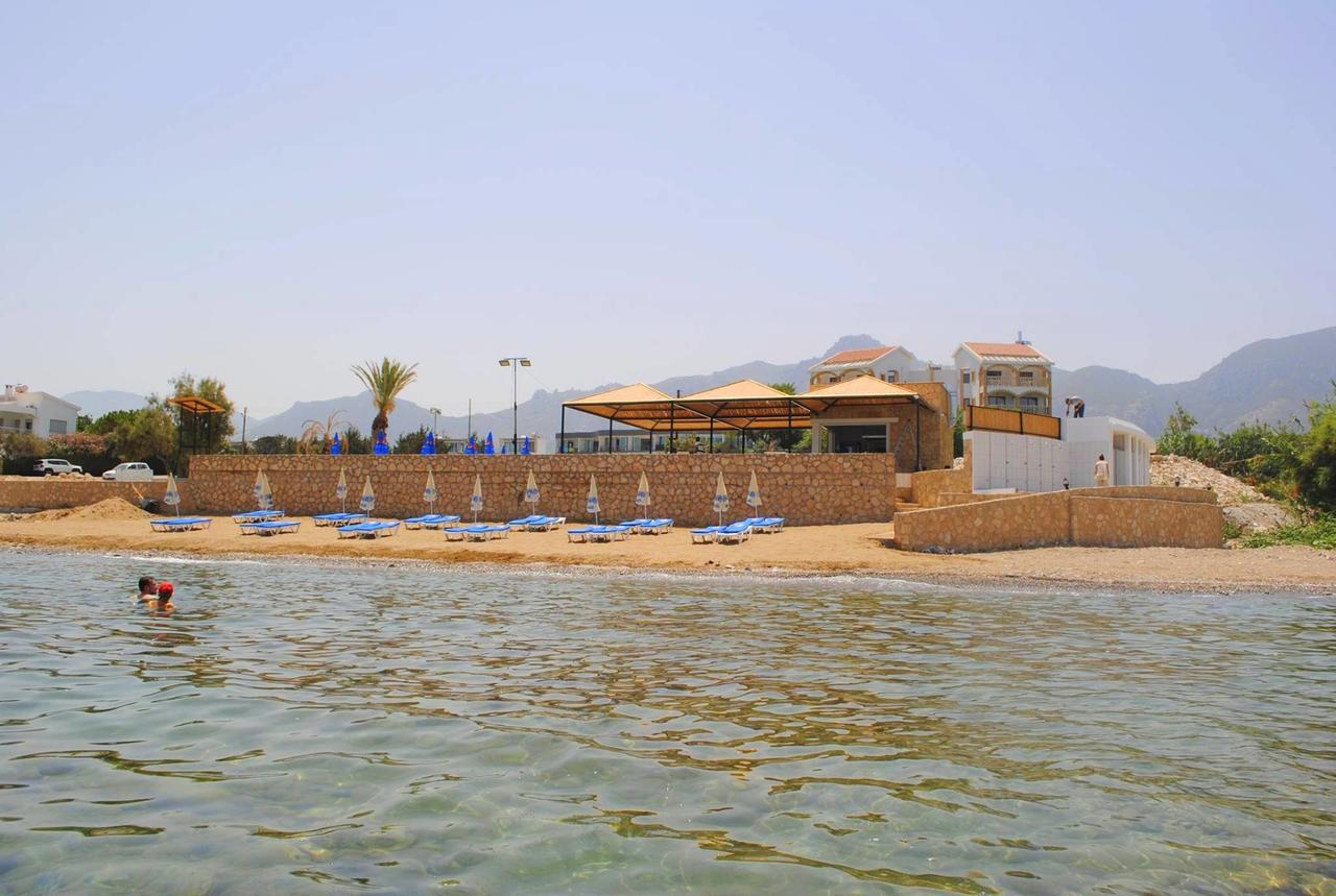 Topset Seafront Resort Karmi Exterior photo